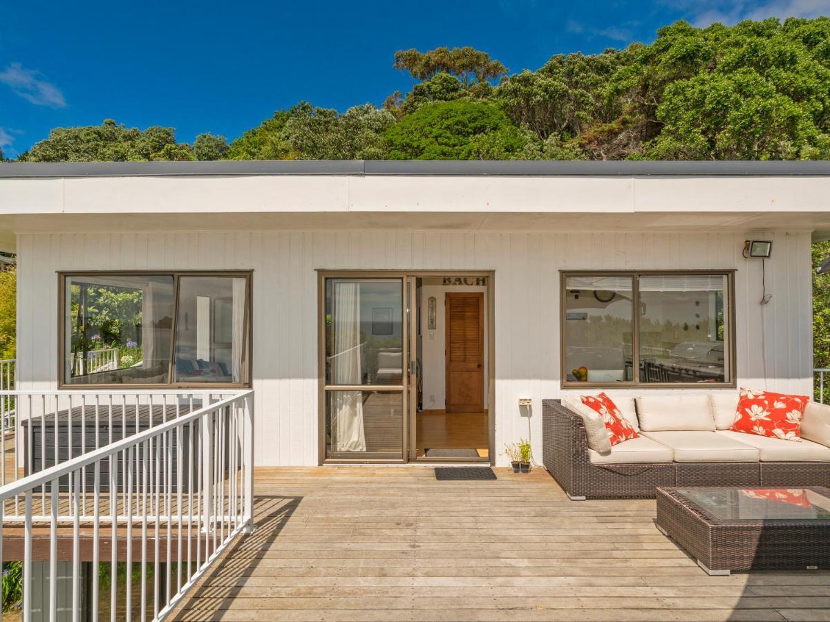 Double The Beach - Opito Bay Holiday Home Exterior photo